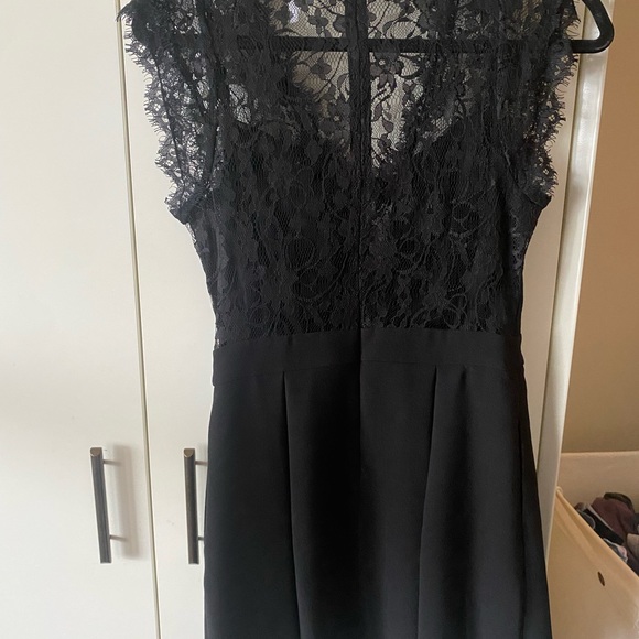 BCBG black lace dress - Picture 3 of 3
